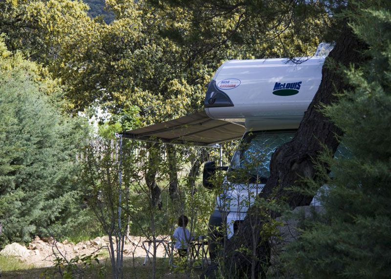 Una escapada primaveral en caravana por la Sierra con las mejores